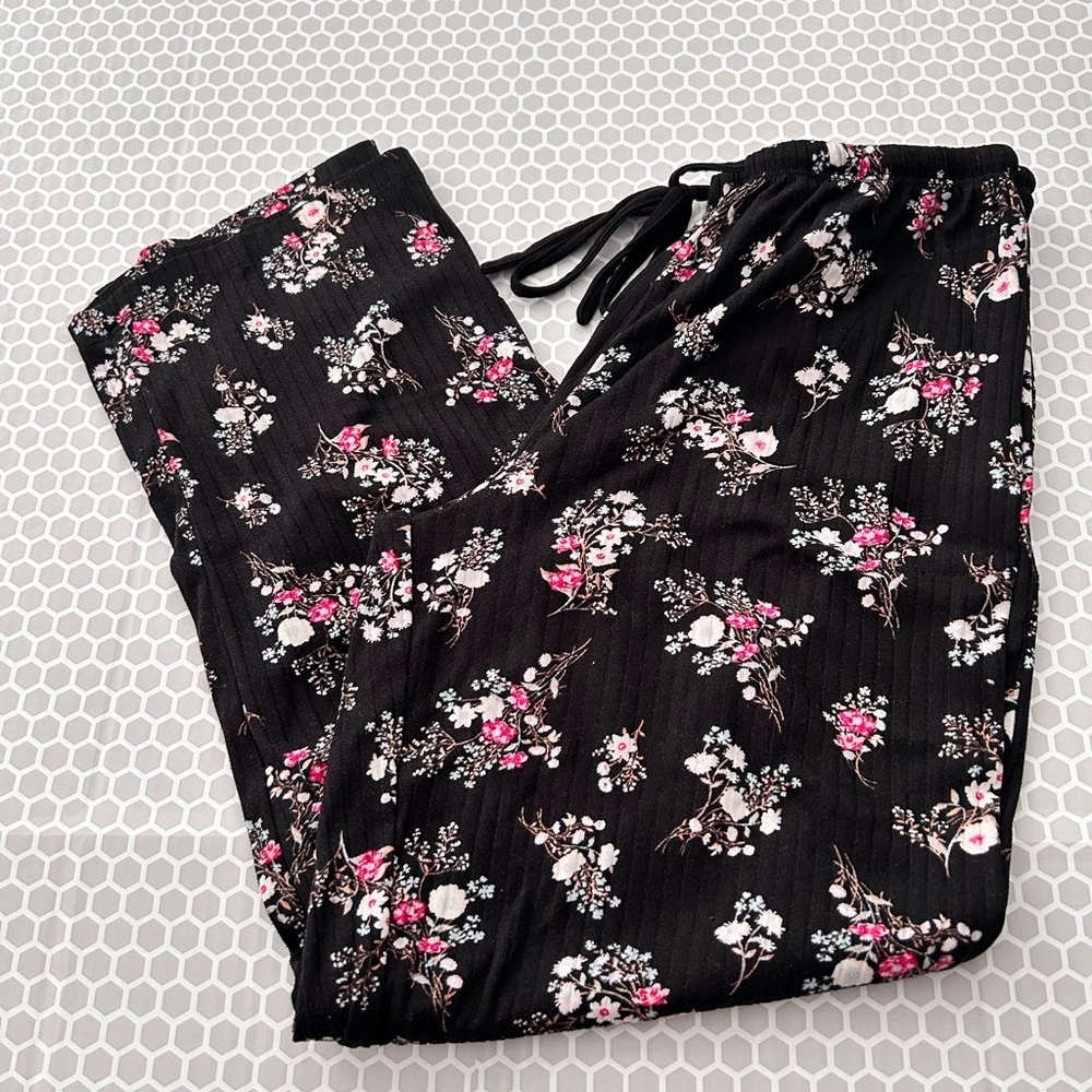 Flora Nikrooz Floral Pajama Pants Size L